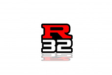 Grill badge with logo R32 Grill badge with logo R32